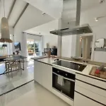 60 - Superbe Avec Piscine Prive Villa *