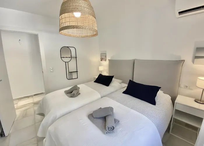 60 - Superbe Avec Piscine Prive Villa
